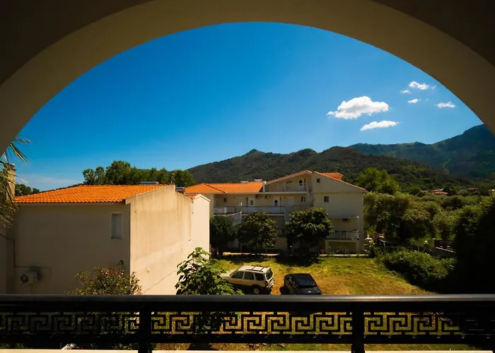 Aegli スカラ・ポタミアス