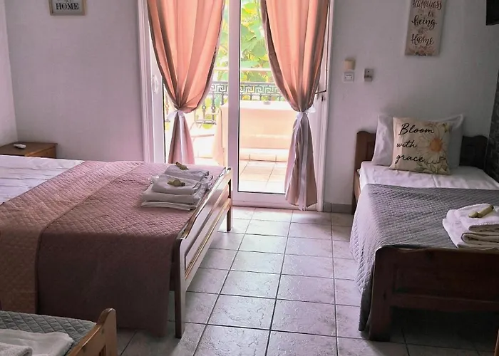 Aegli * סקאלה פוטאמיאס